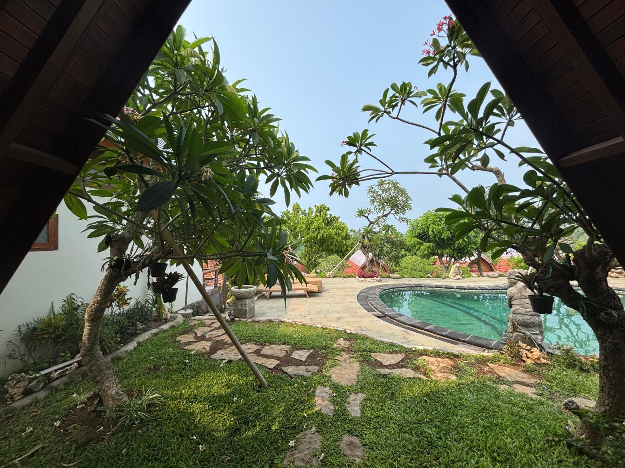 Ringsun Homestay Uluwatu バドゥン エクステリア 写真